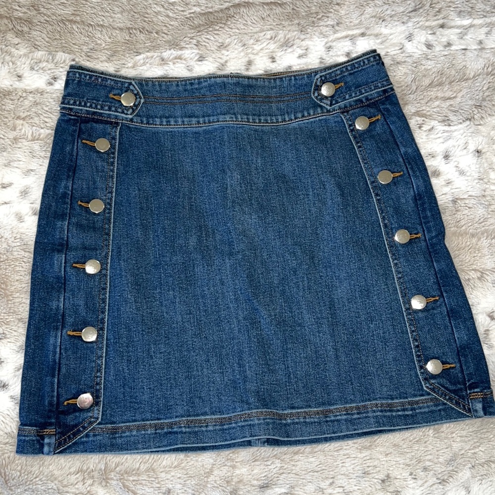 NWOT INC Medium Indigo Side-Button Sailor Denim Skirt - Size 4